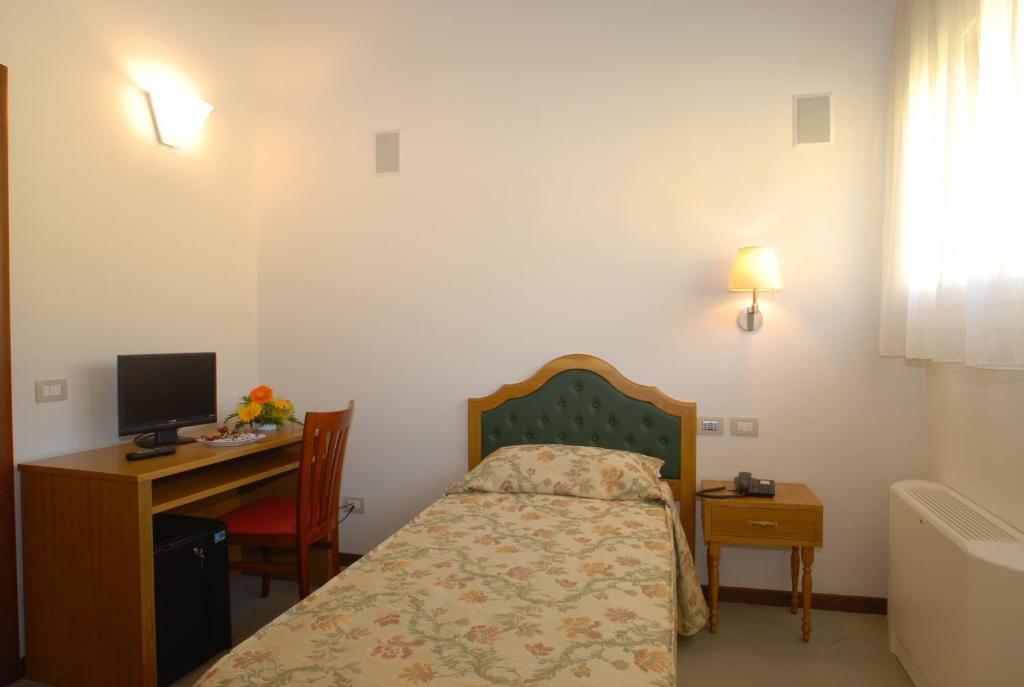 Villa Aretusi Bologna Cameră foto